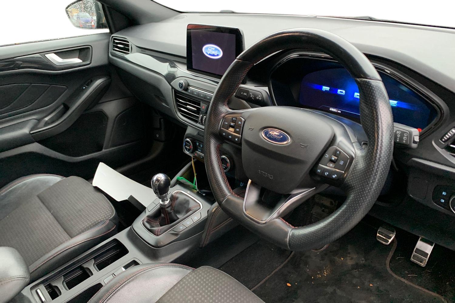 Used Ford Focus 2020 for sale - 76949581: Photo 3