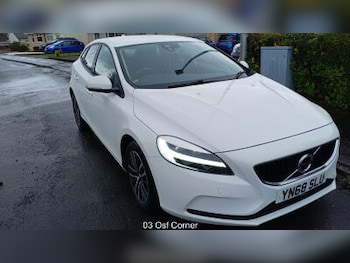 Used Volvo V40 2018 for sale - 78257689: Photo