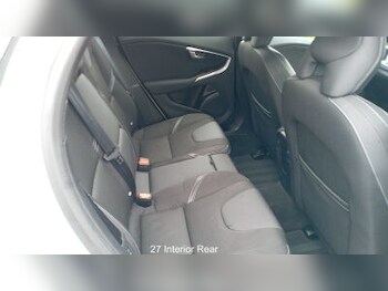 Used Volvo V40 2018 for sale - 78257689: Photo