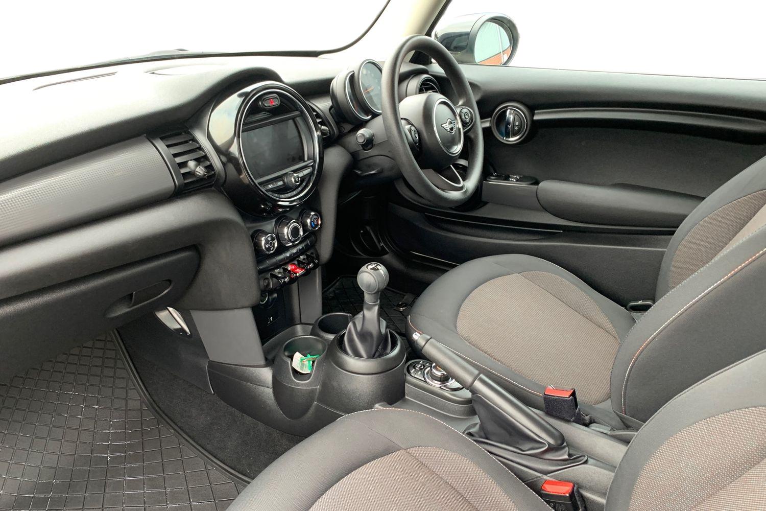 Used MINI Hatch 2020 for sale - 76197675: Photo 4