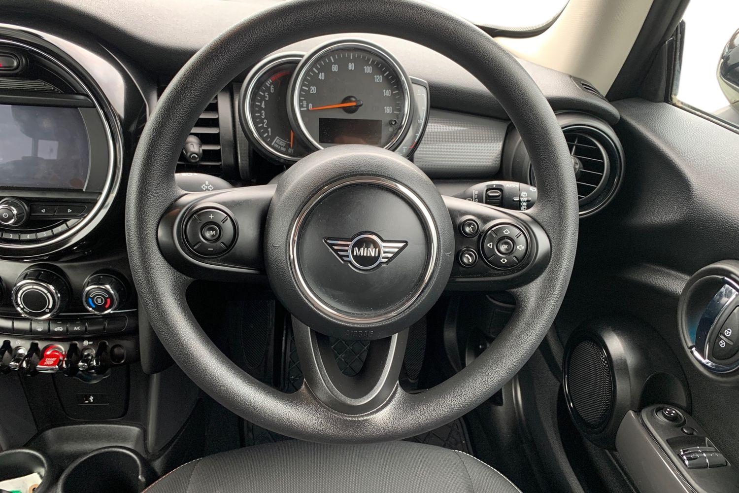 Used MINI Hatch 2020 for sale - 76197675: Photo 5