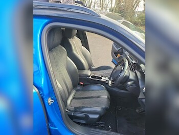 Used Peugeot 2008 2020 for sale - 77989637: Photo