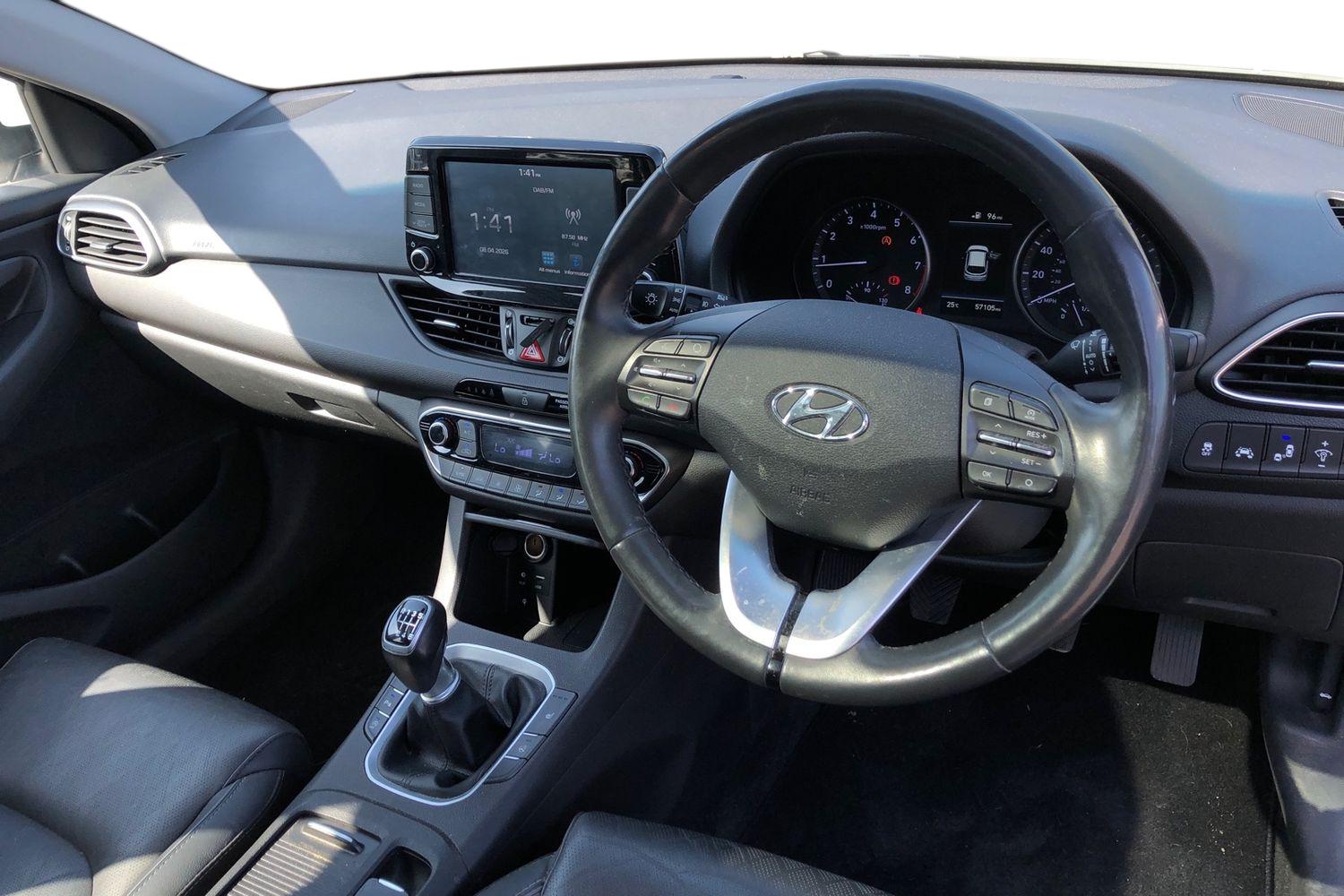 Used Hyundai i30 2018 for sale - 78163411: Photo 3