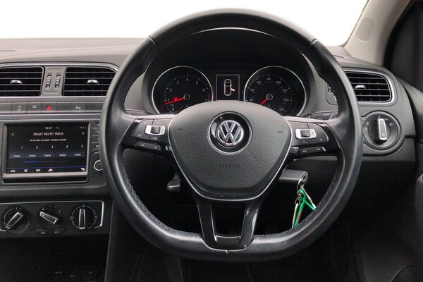 Used Volkswagen Polo 2016 for sale - 76249514: Photo 5