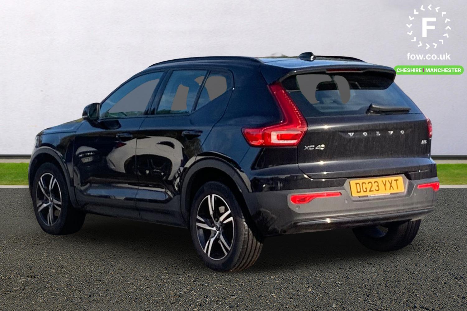 Used Volvo XC40 2023 for sale - 76390997: Photo 2