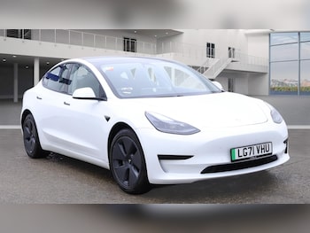 Tesla - Model 3