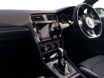 Used Volkswagen Golf 2019 for sale - 74807923: Photo