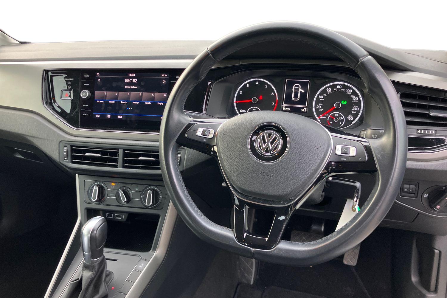 Used Volkswagen Polo 2019 for sale - 76488409: Photo 3