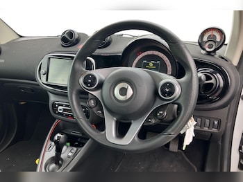 Used smart fortwo 2022 for sale - 76133698: Photo 3