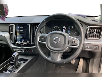 Used Volvo XC60 2018 for sale - 76334501: Photo