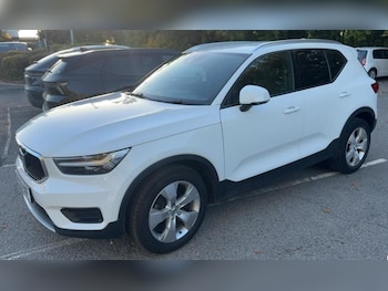 Volvo - XC40
