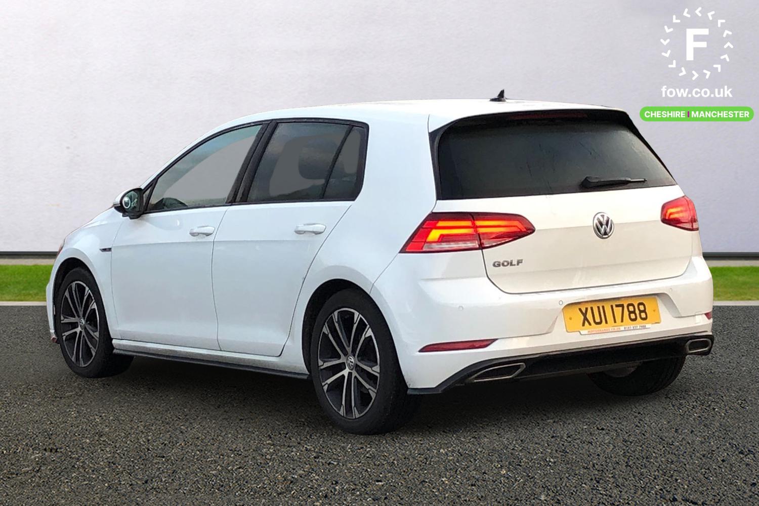 Used Volkswagen Golf 2019 for sale - 76604156: Photo 2