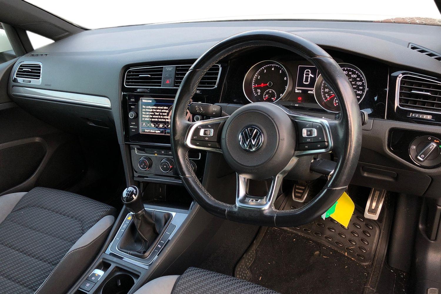 Used Volkswagen Golf 2019 for sale - 76604156: Photo 3