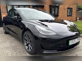 Tesla - Model 3