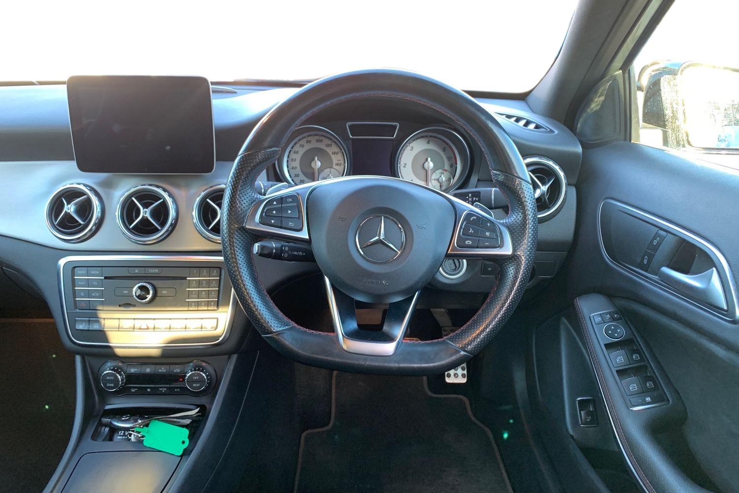 Used Mercedes-Benz GLA 2017 for sale - 76662243: Photo 5