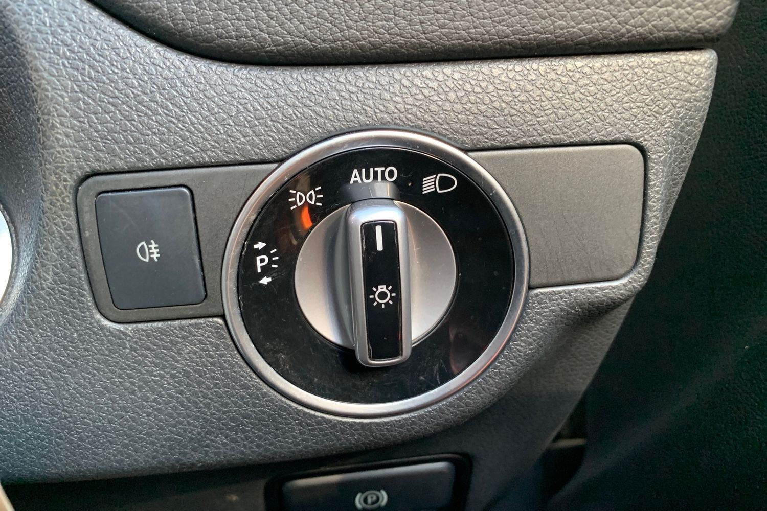 Used Mercedes-Benz GLA 2017 for sale - 76662243: Photo 9