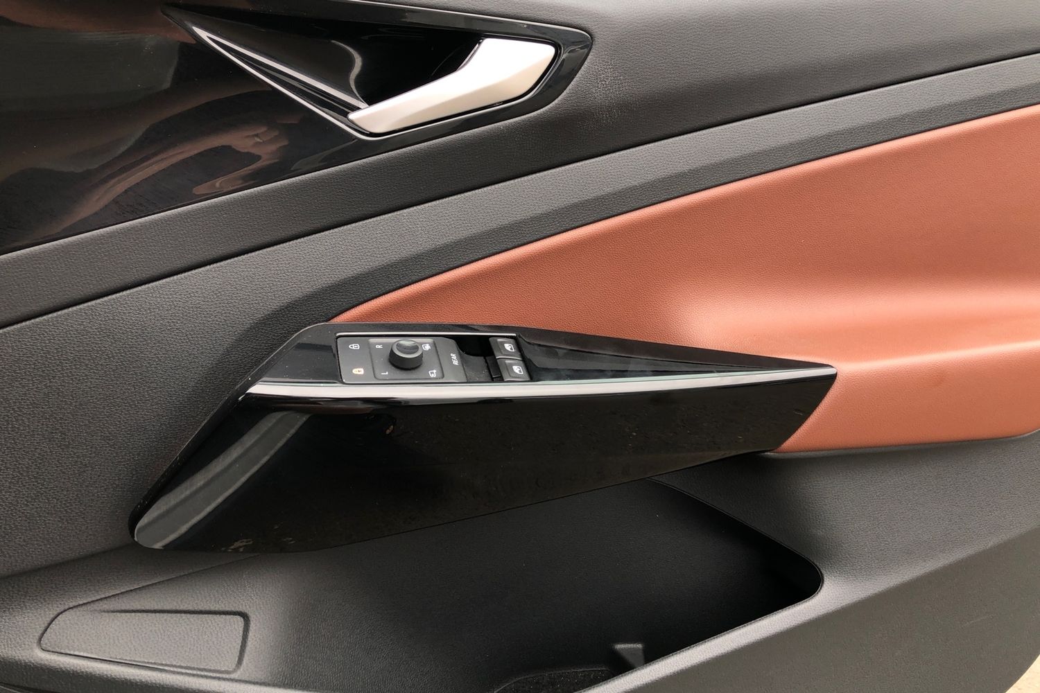 Used Volkswagen ID.4 2022 for sale - 76143760: Photo 12