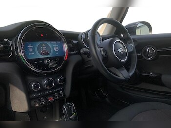 Used MINI Hatch 2022 for sale - 75824802: Photo