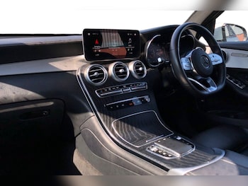 Used Mercedes-Benz GLC 2022 for sale - 79068749: Photo