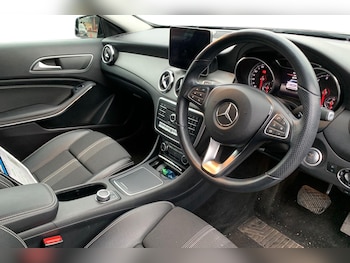 Used Mercedes-Benz GLA 2020 for sale - 77026580: Photo