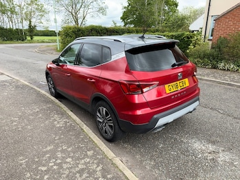 Used SEAT Arona 2018 for sale - 78632942: Photo