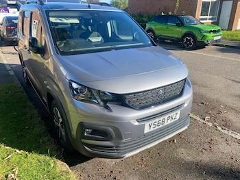 Used Peugeot Rifter 2019 for sale - 75825263: Photo