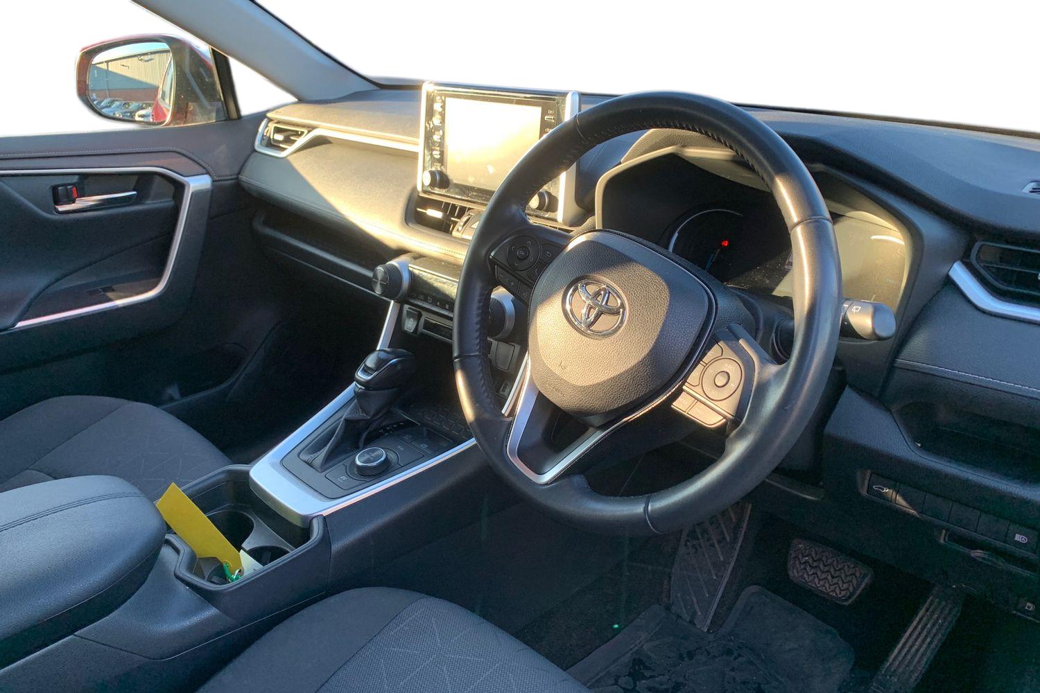 Used Toyota RAV4 2021 for sale - 76624888: Photo 3