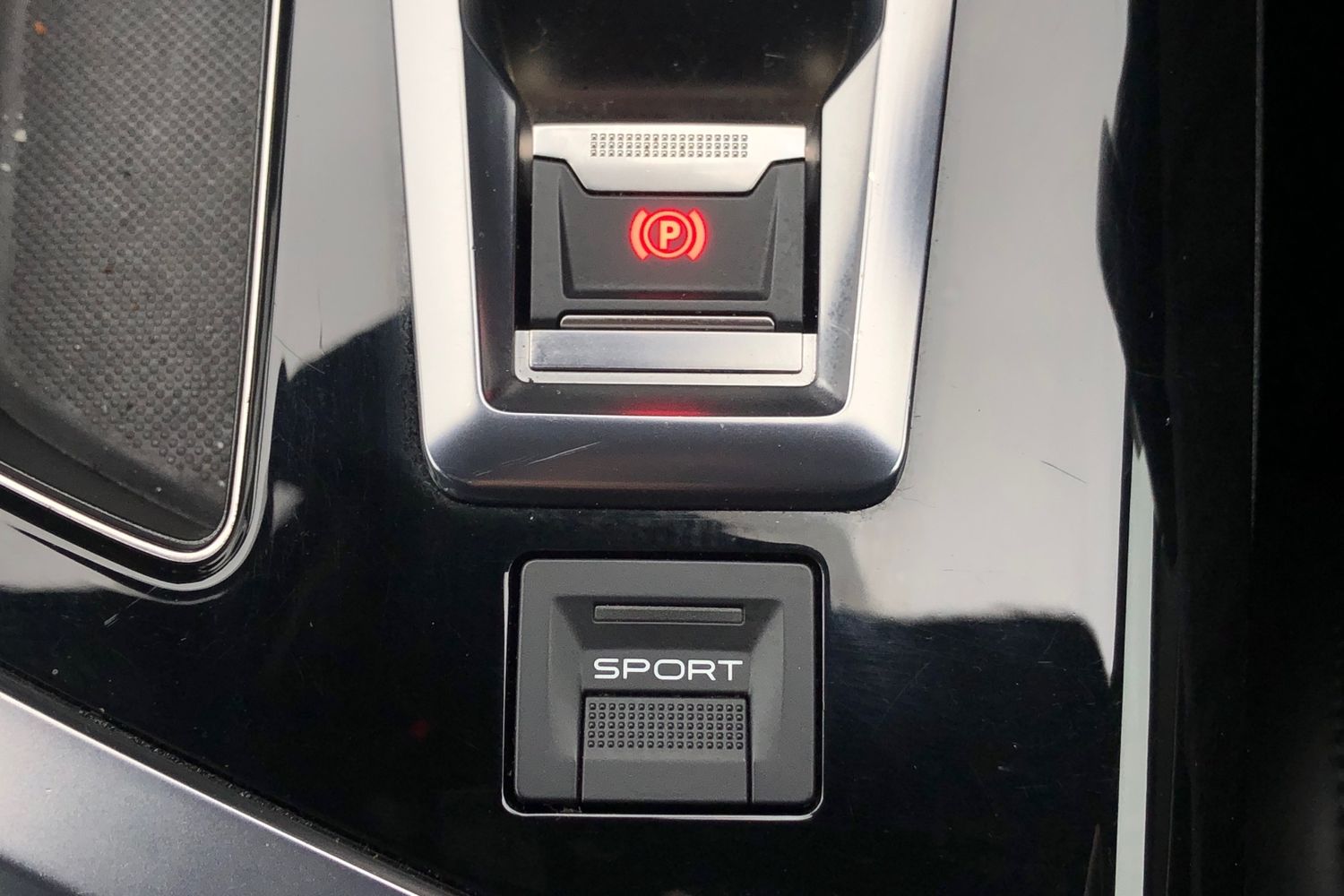 Used Peugeot 3008 2017 for sale - 77527763: Photo 16