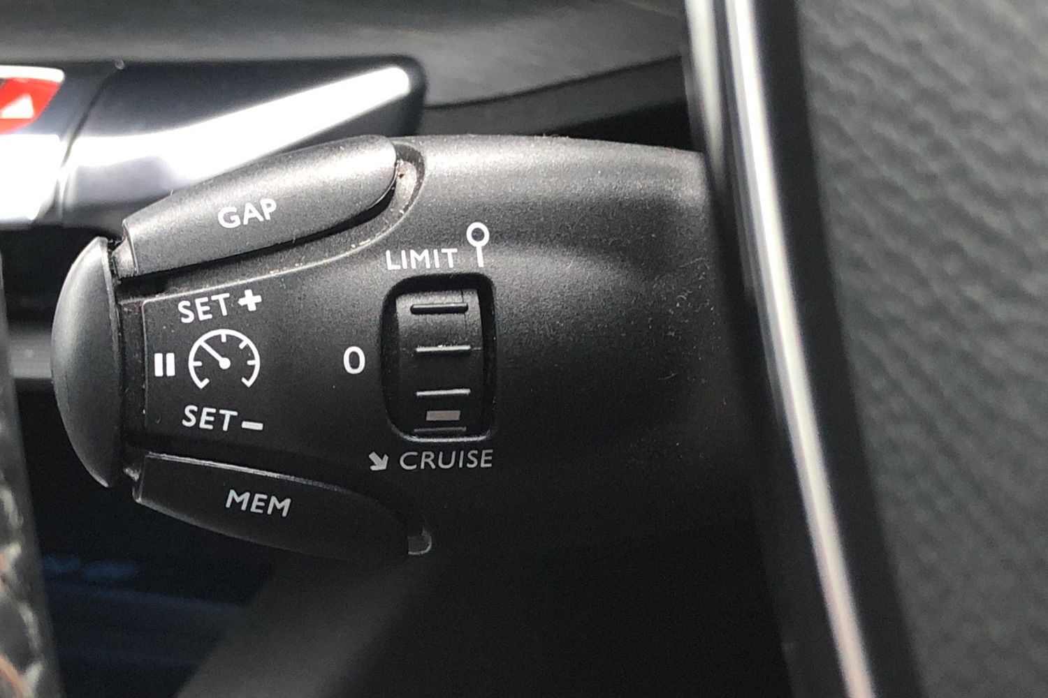 Used Peugeot 3008 2017 for sale - 77527763: Photo 6