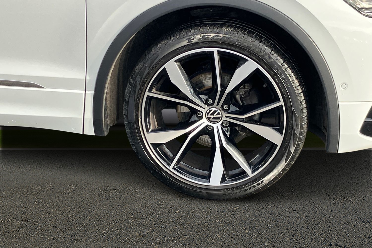 Used Volkswagen Tiguan 2021 for sale - 76909527: Photo 25