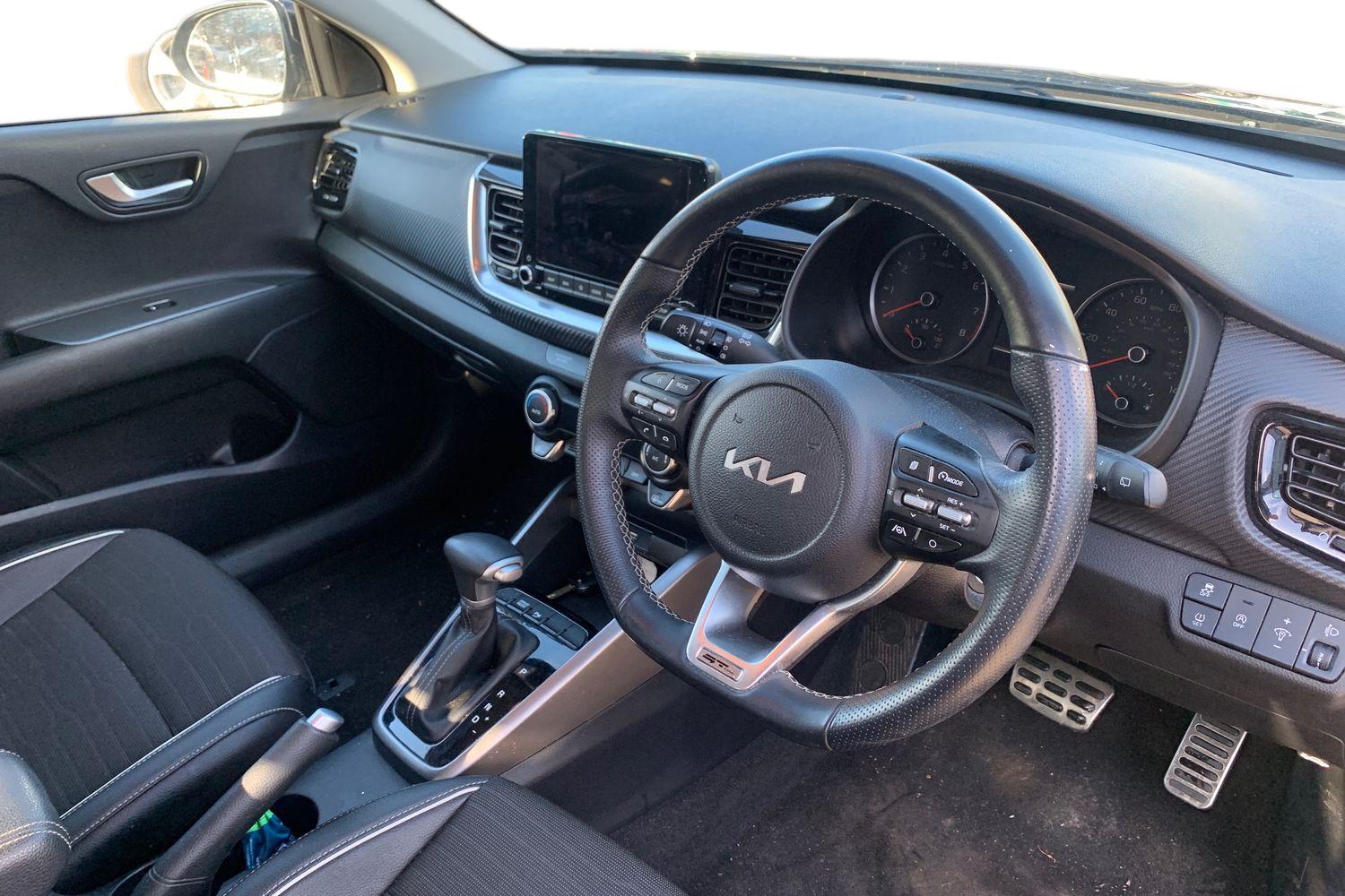 Used Kia Stonic 2023 for sale - 76323961: Photo 3