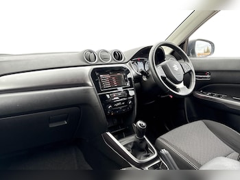 Used Suzuki Vitara 2019 for sale - 77048408: Photo