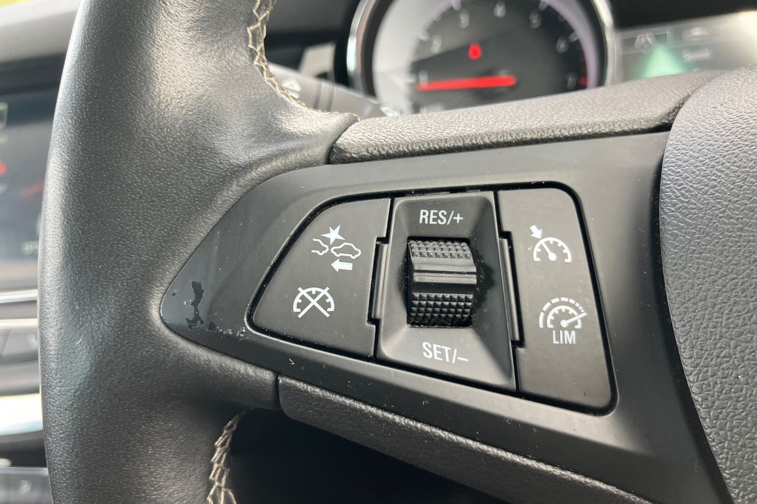 Used Vauxhall Astra 2021 for sale - 76391014: Photo 8