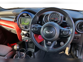 Used MINI Hatch 2017 for sale - 77914388: Photo