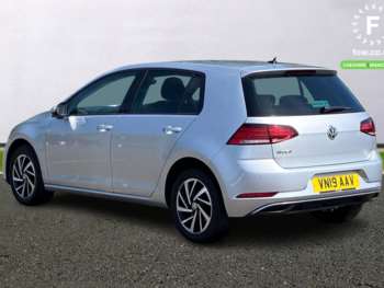 Used Volkswagen Golf 2019 for sale - 74571602: Photo