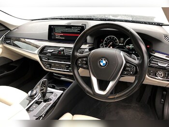Used BMW 5 Series 2020 for sale - 77514652: Photo