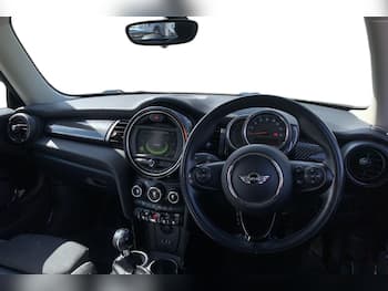 Used MINI Hatch 2018 for sale - 79531436: Photo