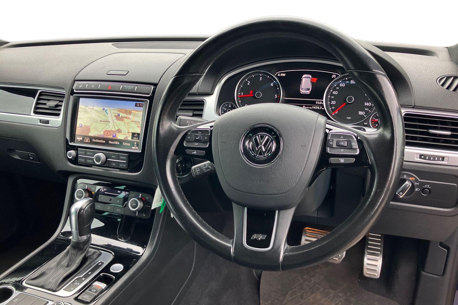 Used Volkswagen Touareg 2017 for sale - 76718510: Photo 3