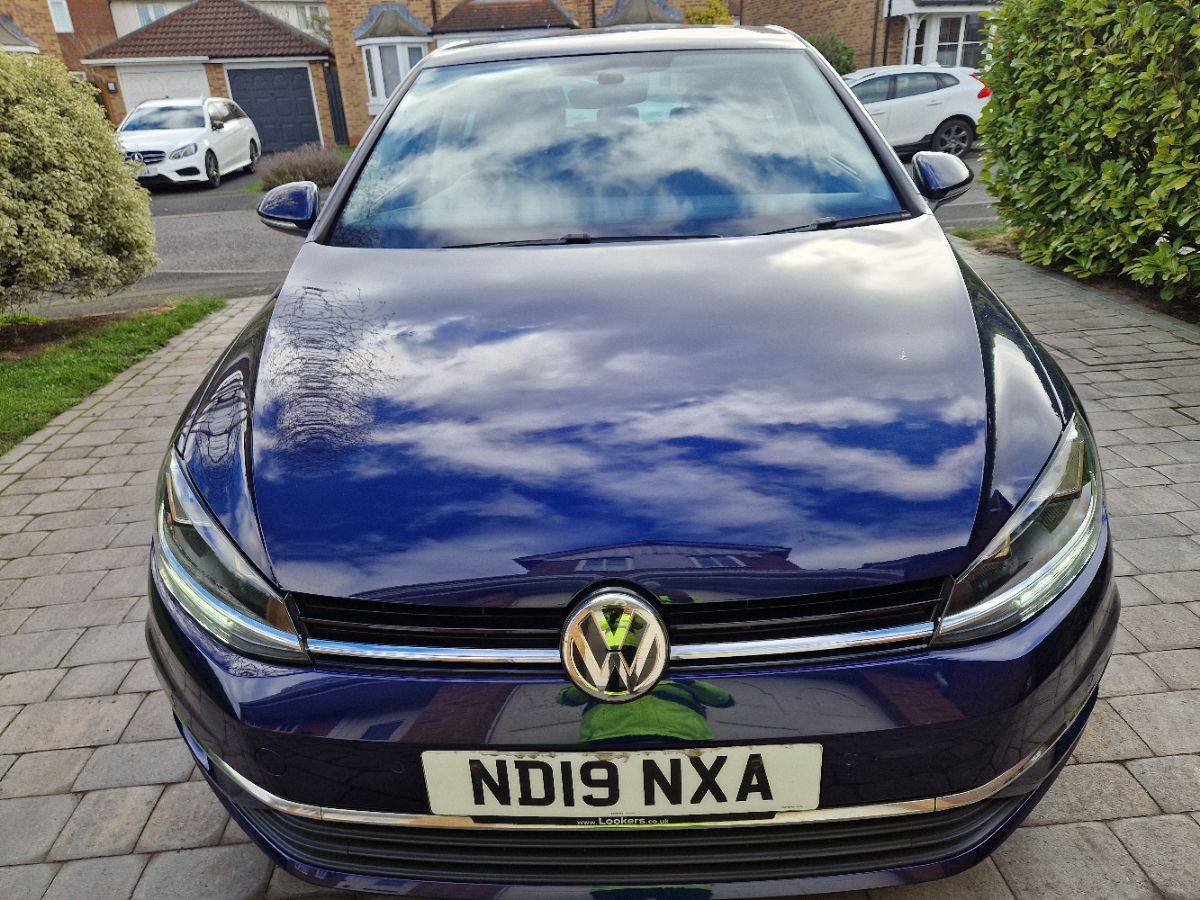 Used Volkswagen Golf 2019 for sale - 77820199: Photo 2