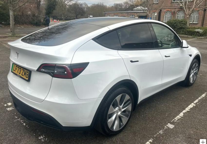 Used Tesla Model Y 2024 for sale - 77249643: Photo 2