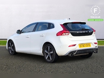 Used Volvo V40 2017 for sale - 76488375: Photo