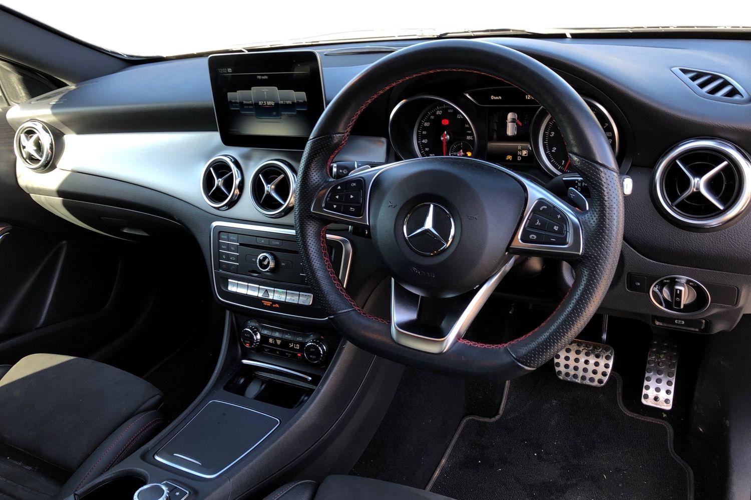 Used Mercedes-Benz GLA 2019 for sale - 77728763: Photo 3