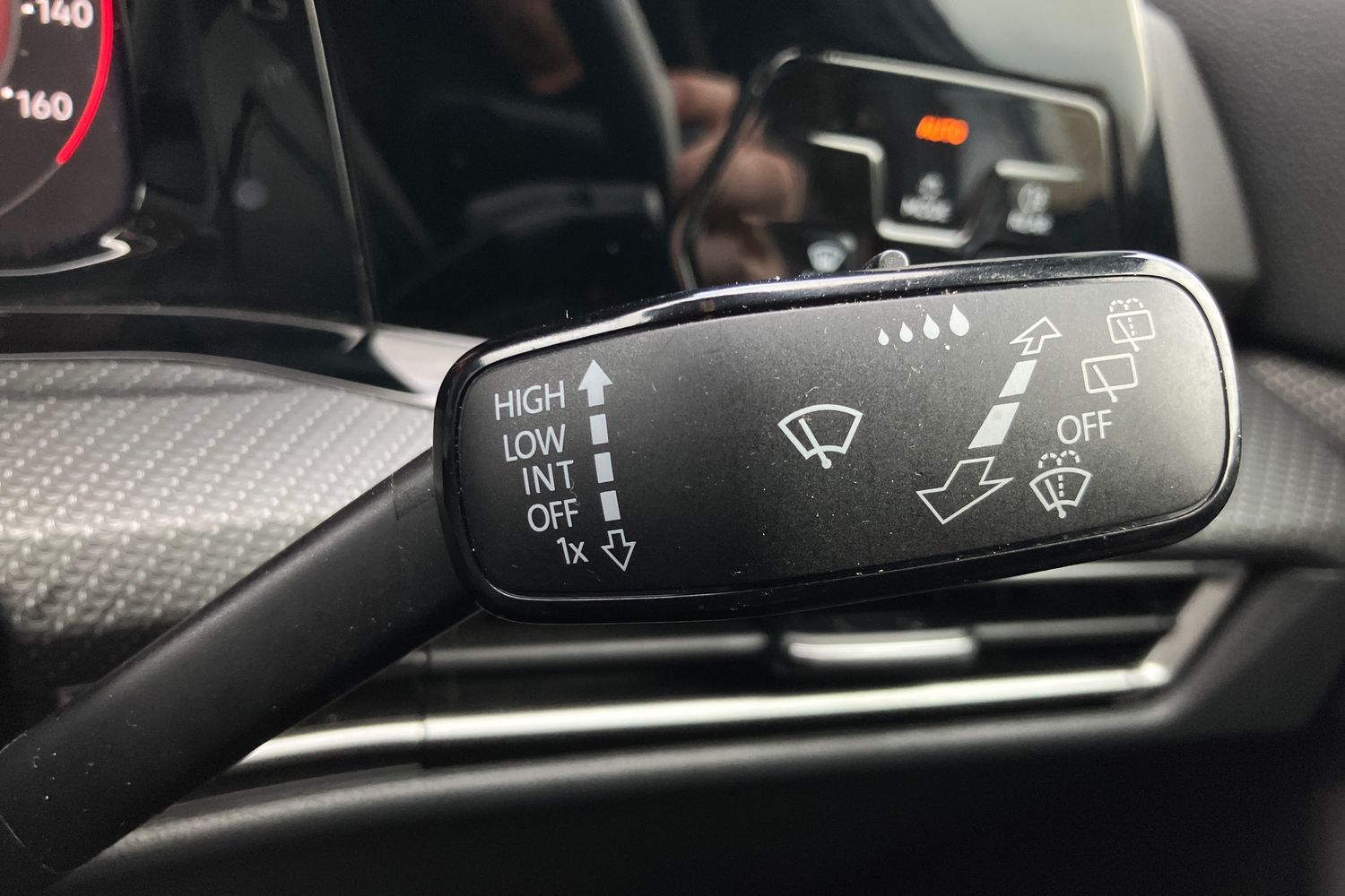 Used Volkswagen Golf 2024 for sale - 76320311: Photo 15