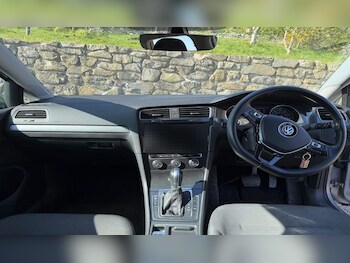 Used Volkswagen Golf 2017 for sale - 78558297: Photo