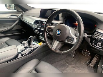 Used BMW 5 Series 2019 for sale - 76697614: Photo