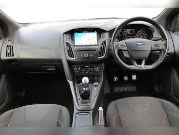 Used Ford Focus 2018 for sale - 77527349: Photo