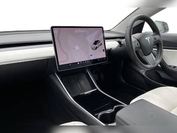 Used Tesla Model 3 2020 for sale - 79639874: Photo