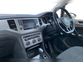 Used Volkswagen Golf SV 2016 for sale - 79215764: Photo