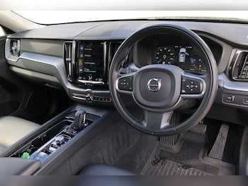 Used Volvo XC60 2020 for sale - 78739336: Photo