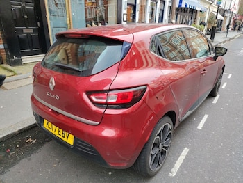 Used Renault Clio 2017 for sale - 77886470: Photo